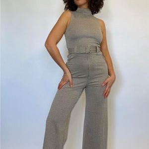 Express sleeveless houndstooth jumpsuit in size small.
